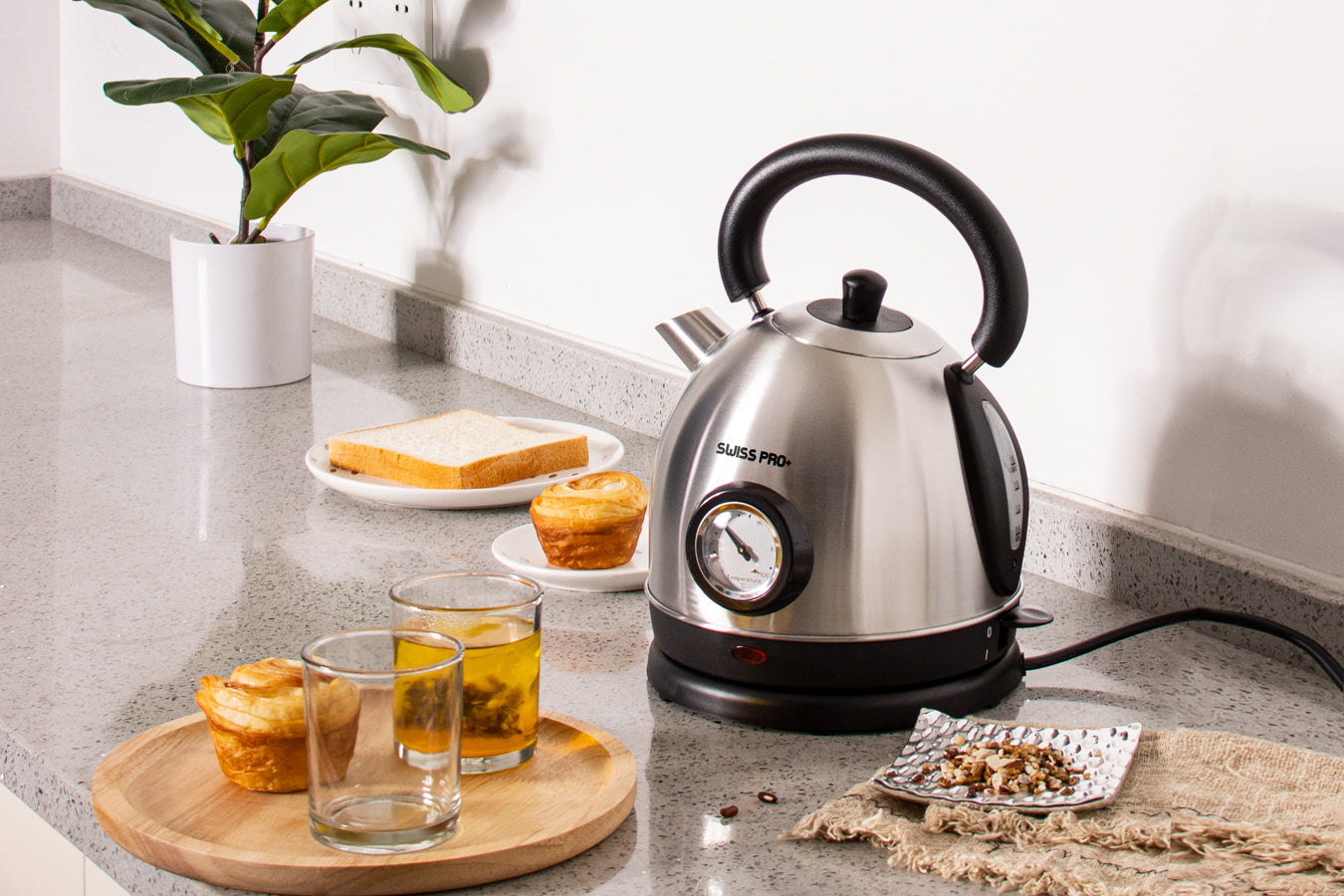 Retro Kettle 1.8L - 2200W - Silver - SP-WK2200BS