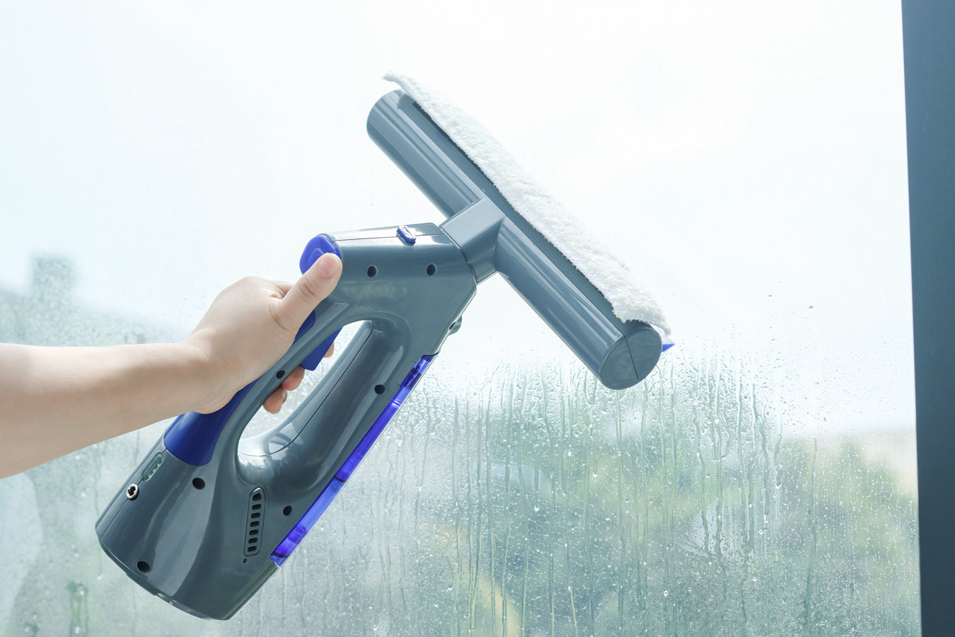 Window Vacuum 3 in 1 Rechargeable , Cordless, Electric Squeegee, Tile, Glass, Mirror SP-WIN3.1
